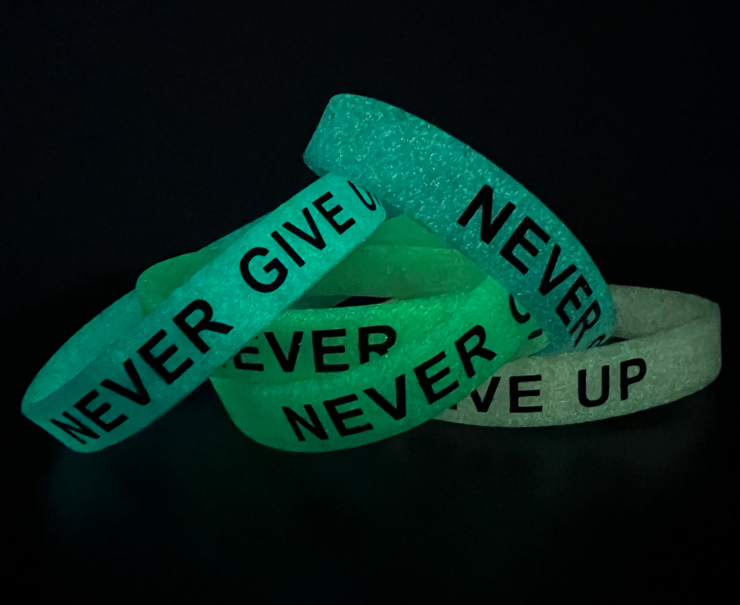 Never give up glow wristbands